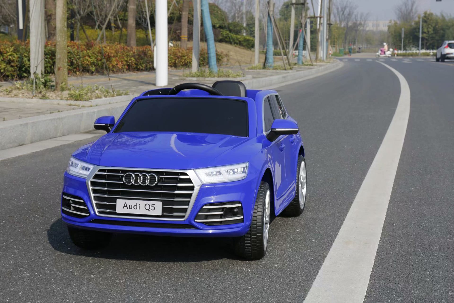 Kinder Elektroauto SUV Audi Q5 Lizenziert